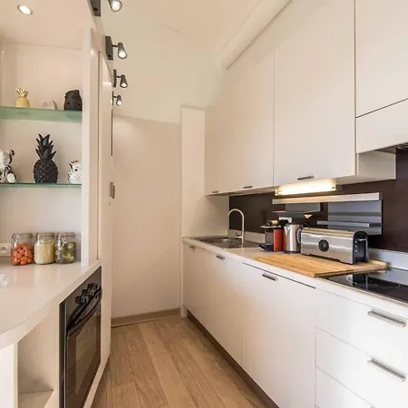 4* Piscine Et A Pied Apartament