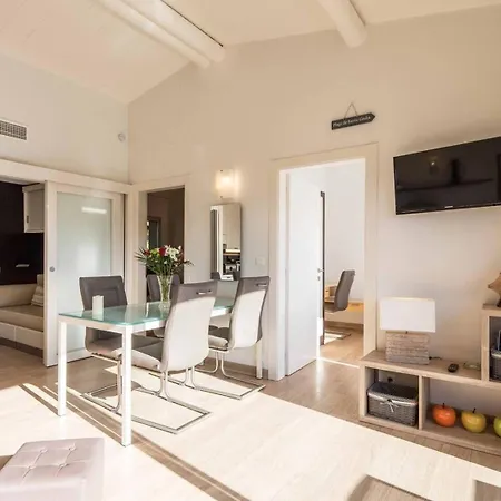 4* Piscine Et A Pied Apartament
