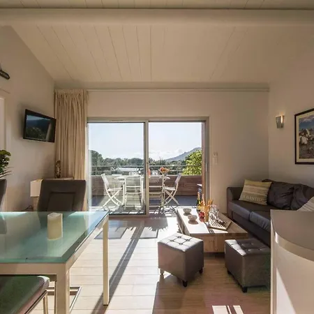 Apartament 4* Piscine Et A Pied Porto-Vecchio (Corsica)