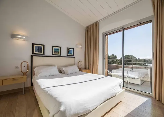 4* Piscine Et A Pied * Πόρτο Βέκιο